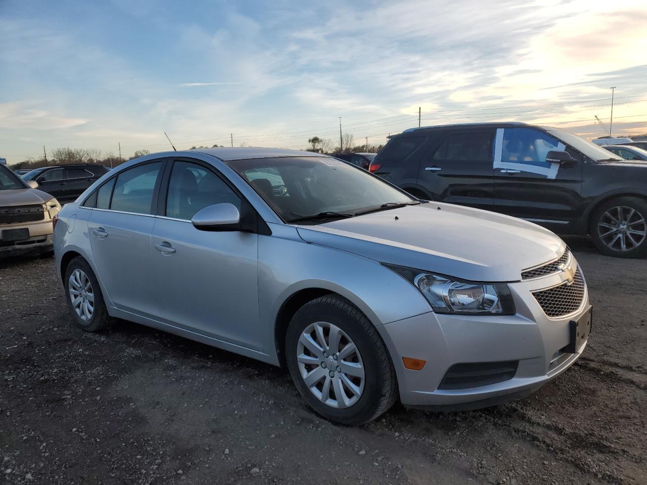 2011 CHEVROLET CRUZE