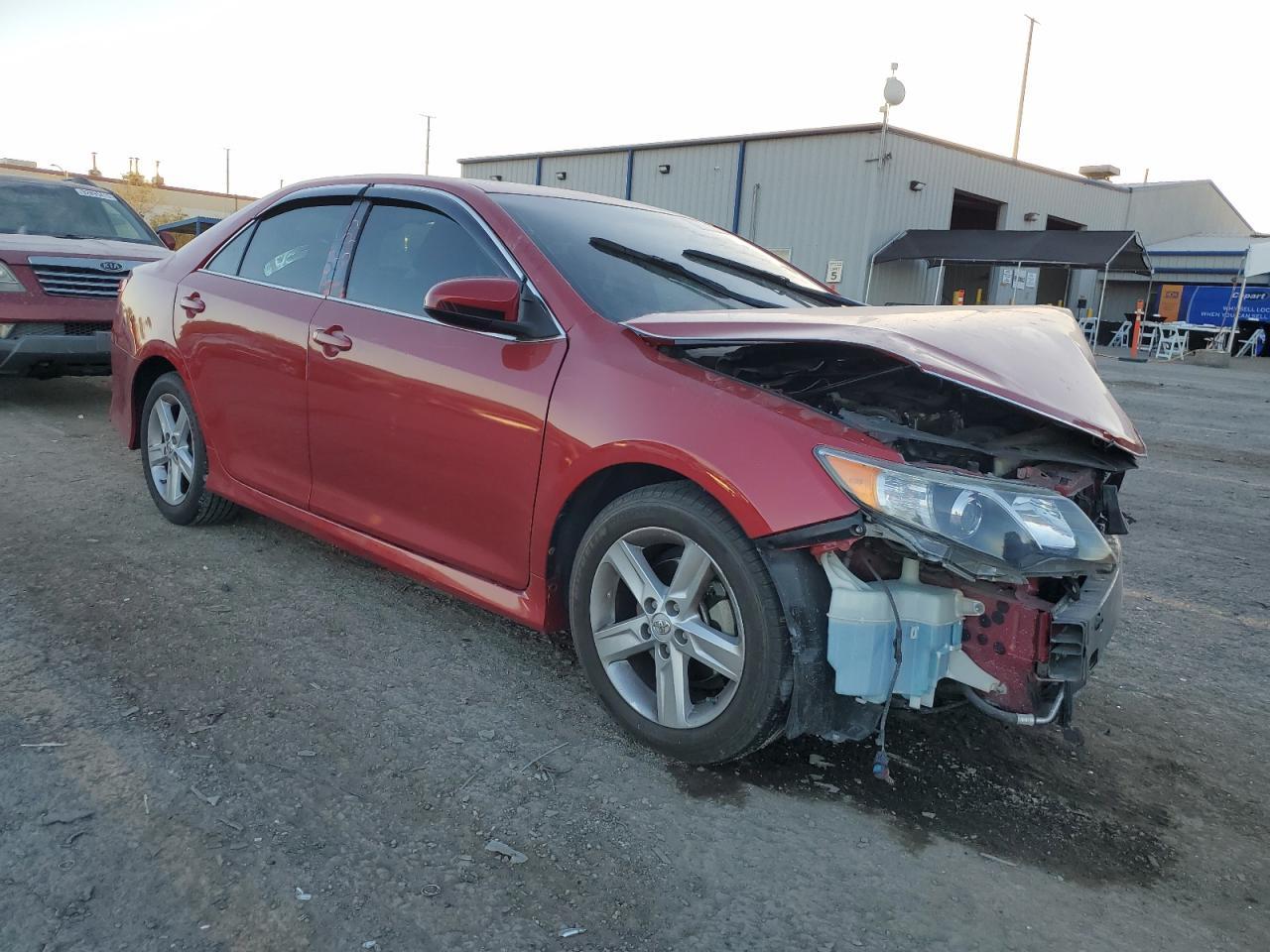 2014 TOYOTA CAMRY