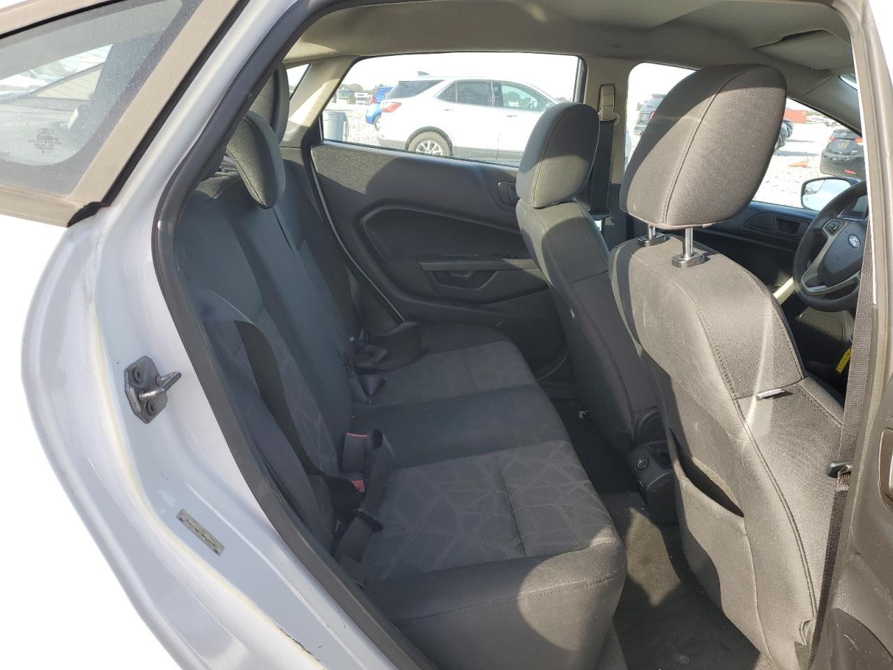 2011 FORD Fiesta