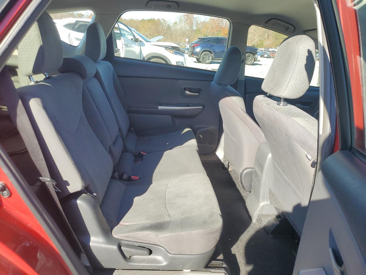 2014 TOYOTA PRIUS V