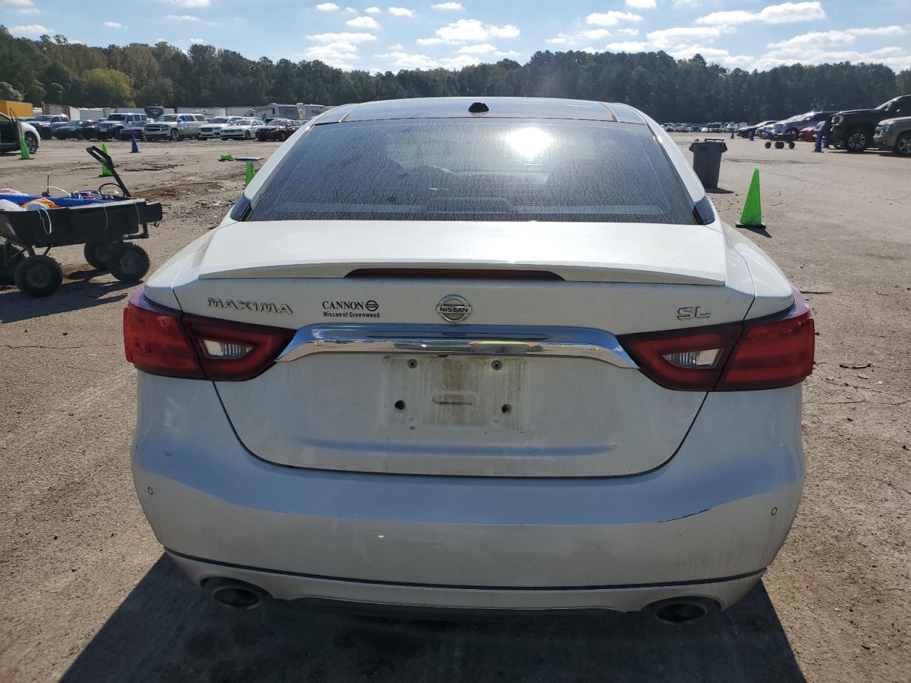 2018 NISSAN Maxima