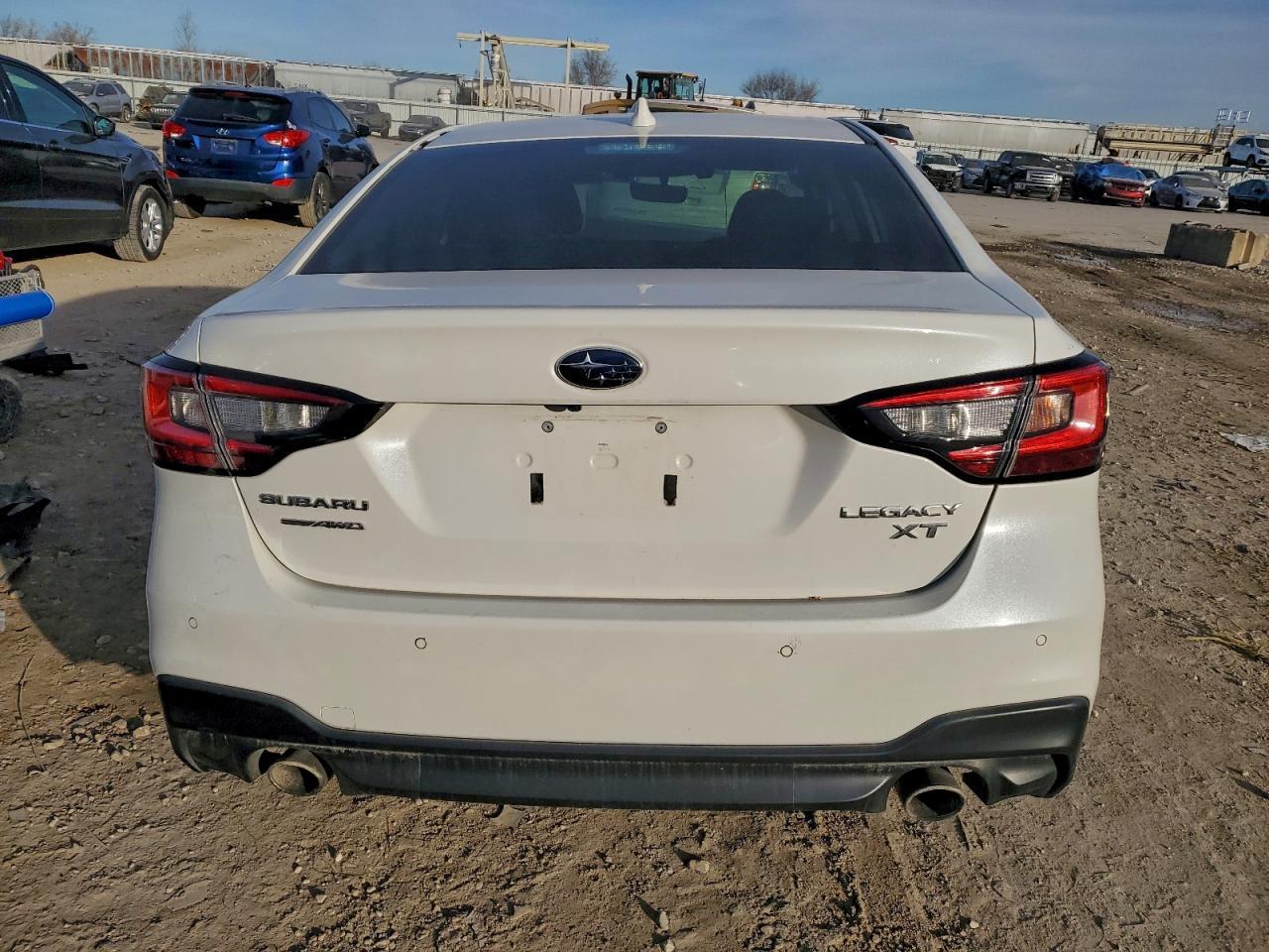 2021 SUBARU Legacy