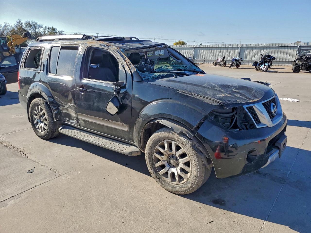 2012 NISSAN PATHFINDER
