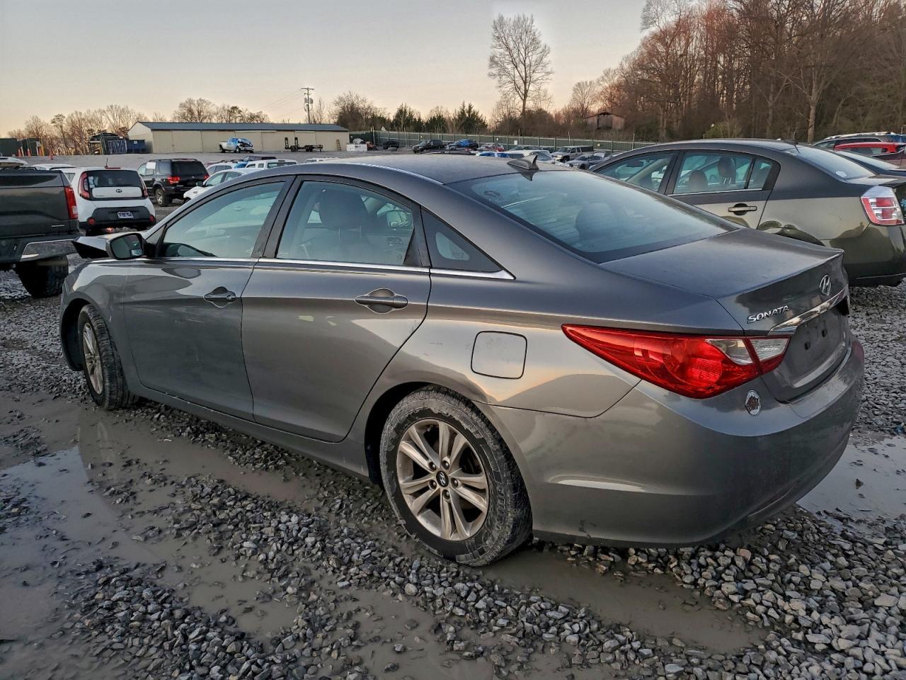 2013 HYUNDAI SONATA