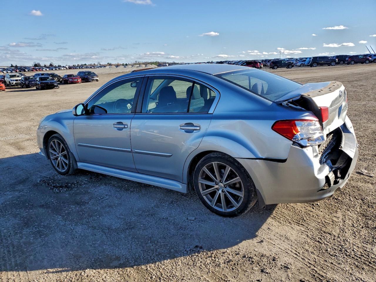 2013 SUBARU Legacy