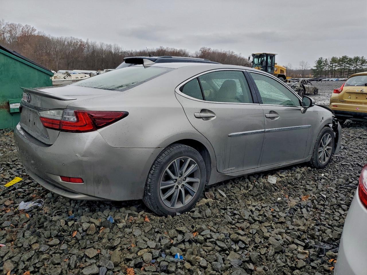 2016 LEXUS ES 300H