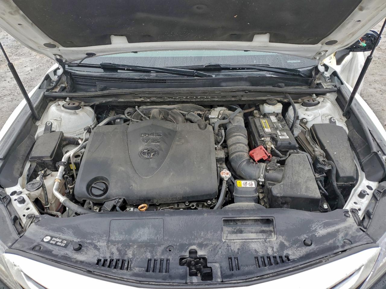 2019 TOYOTA CAMRY