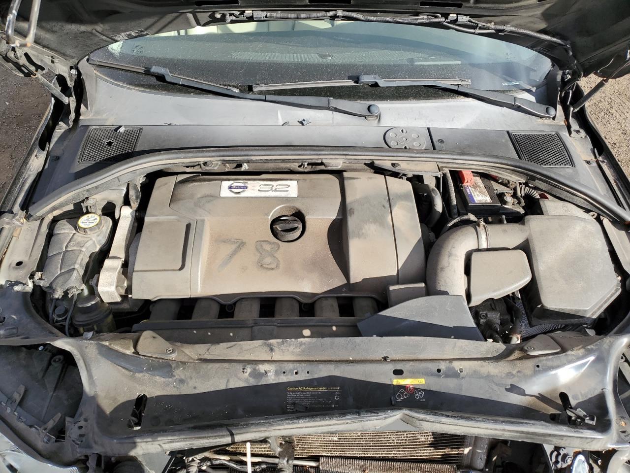 2008 VOLVO V70
