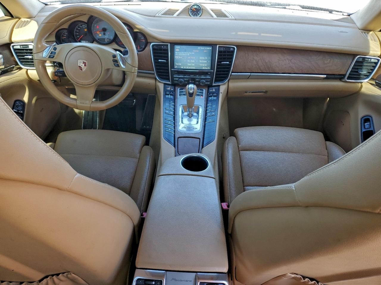 2014 PORSCHE Panamera