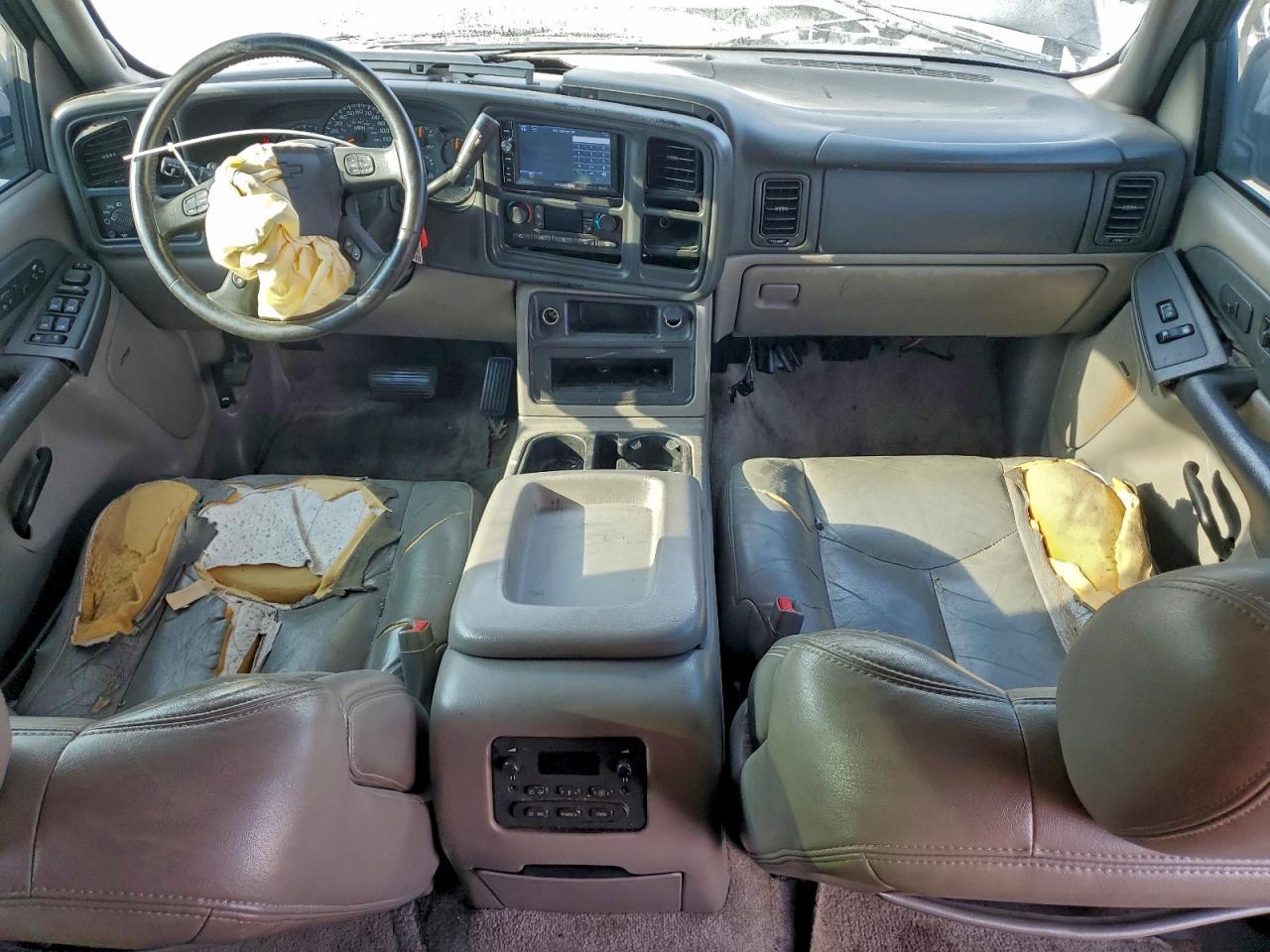 2003 CHEVROLET Tahoe