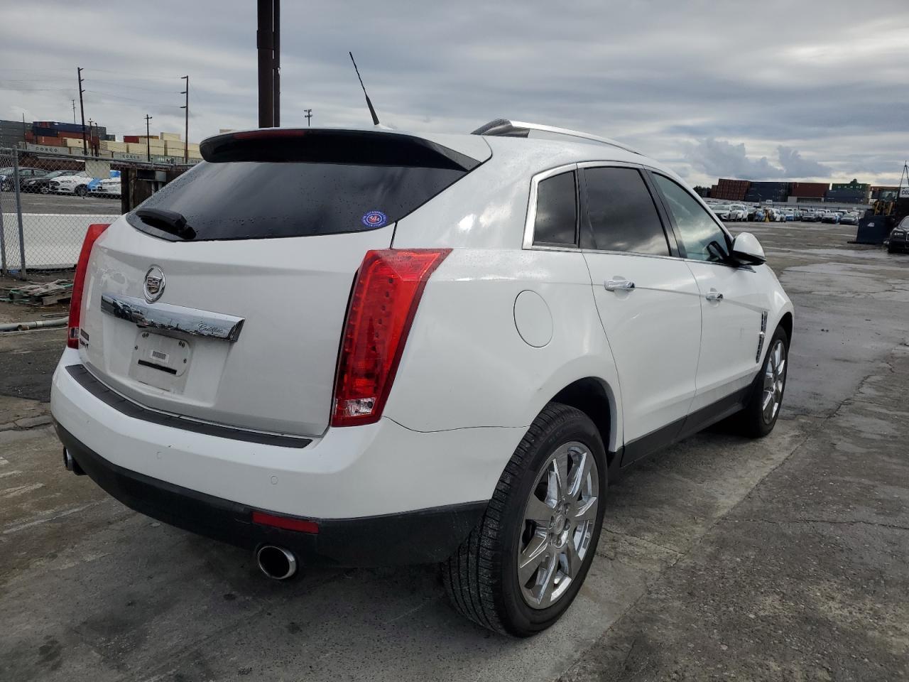 2011 CADILLAC SRX