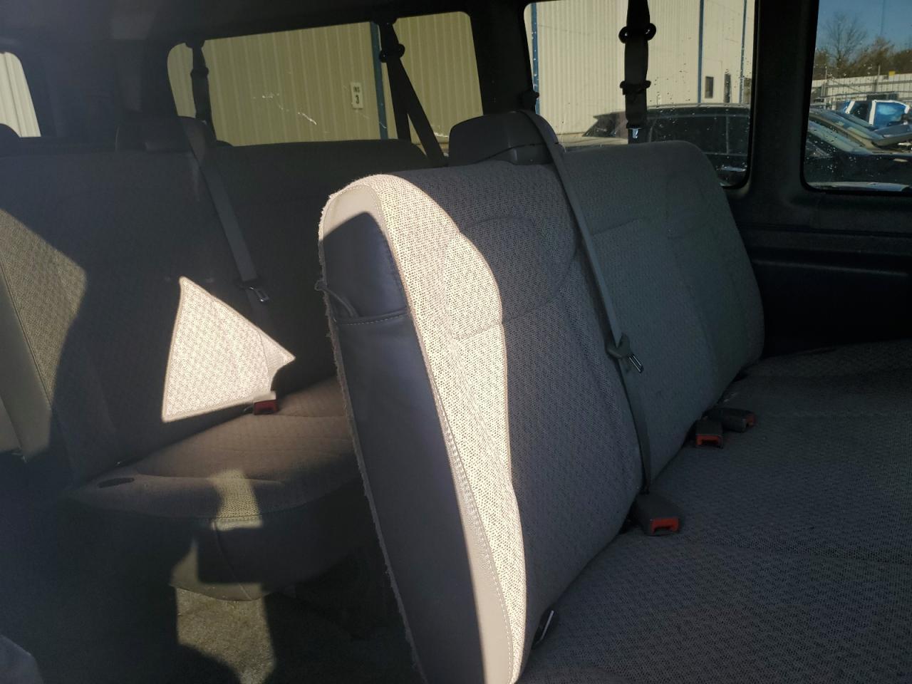 2016 CHEVROLET Express 3500