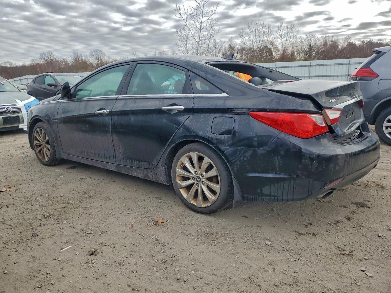 2011 HYUNDAI SONATA