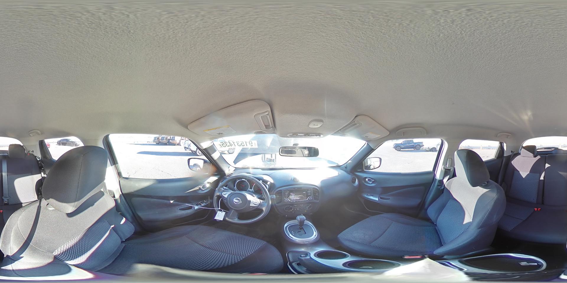 2015 NISSAN Juke