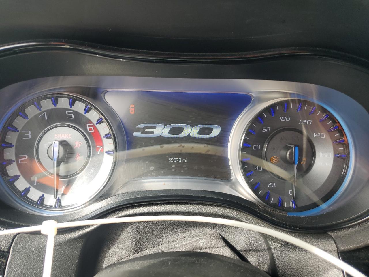 2019 CHRYSLER 300