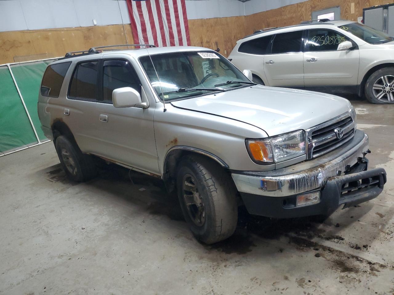 2000 TOYOTA 4Runner