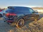 2017 PORSCHE CAYENNE