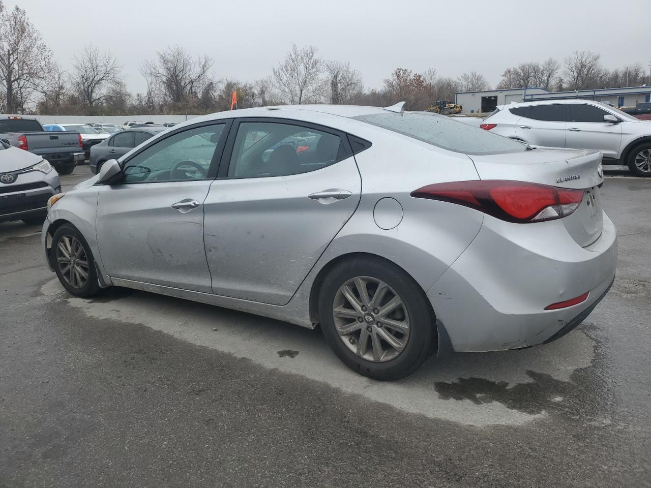 2016 HYUNDAI ELANTRA