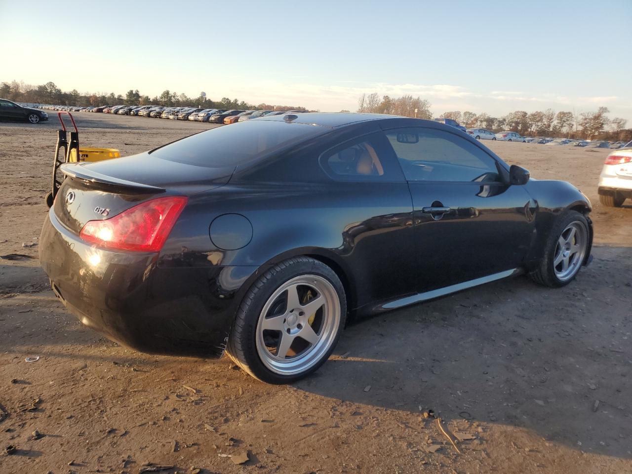 2009 INFINITI G37