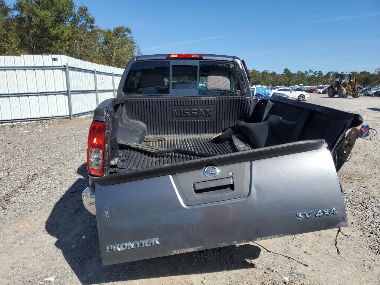 2016 NISSAN Frontier