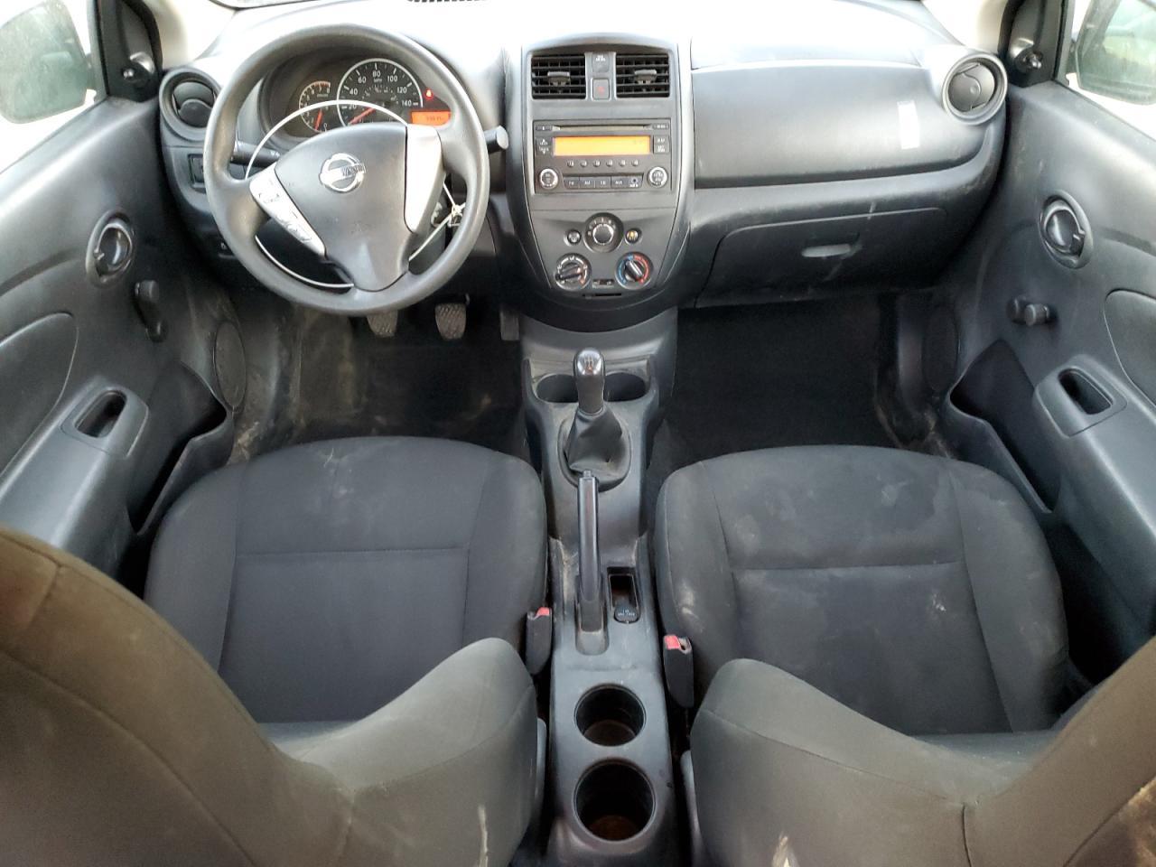 2015 NISSAN VERSA