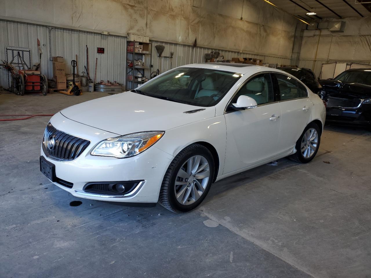 2015 BUICK Regal