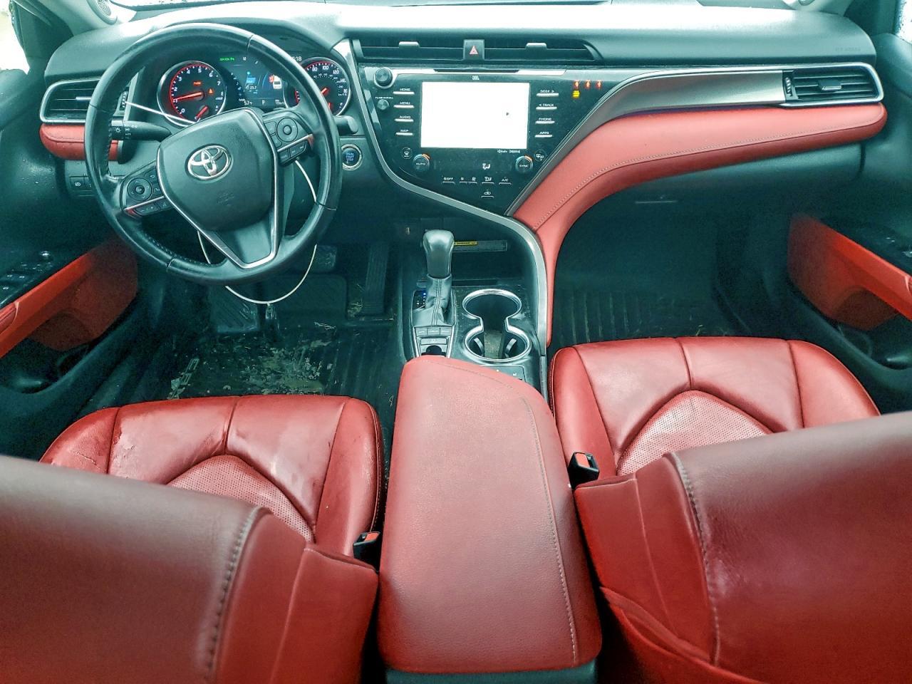 2019 TOYOTA CAMRY