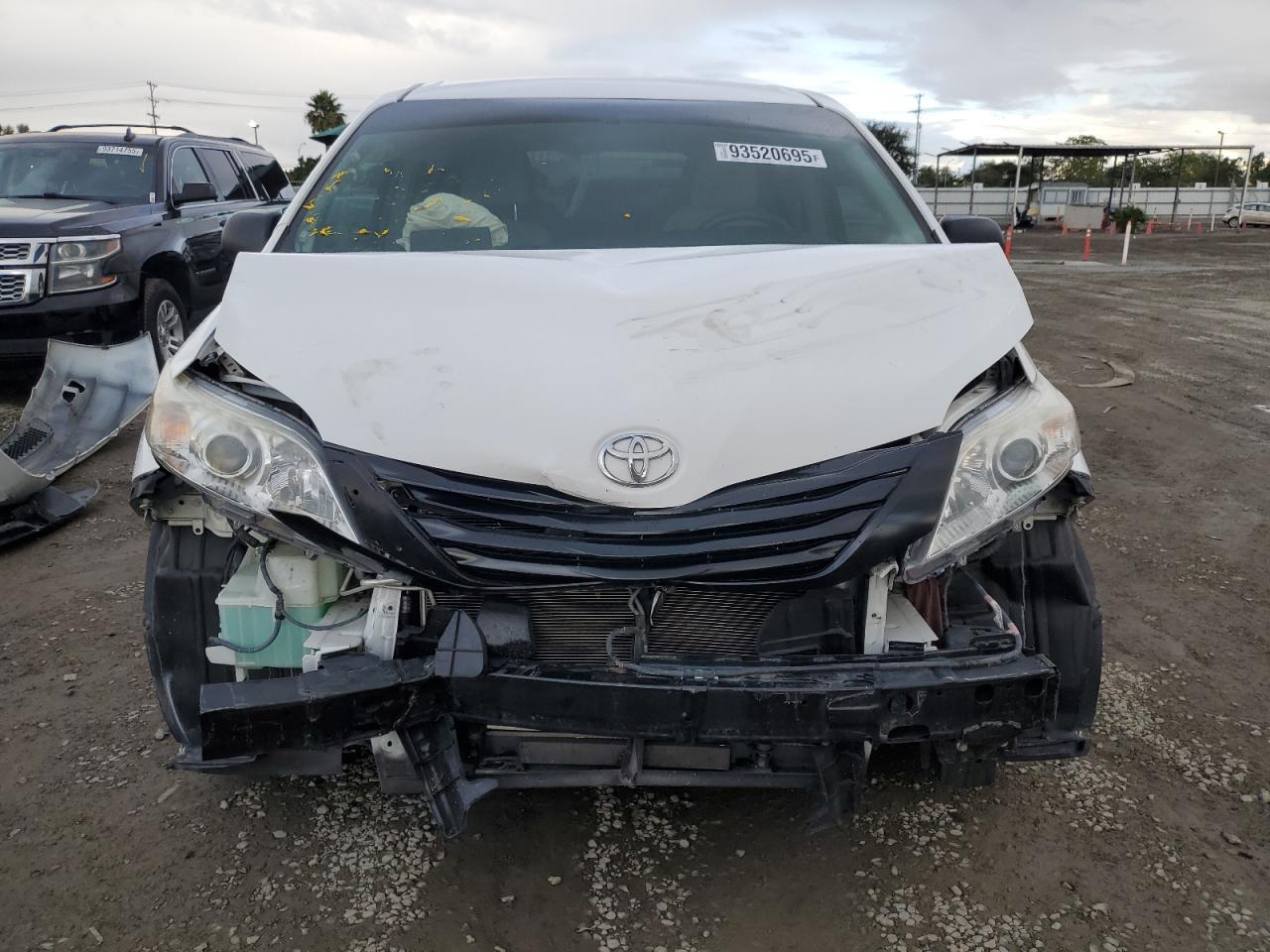 2015 TOYOTA SIENNA