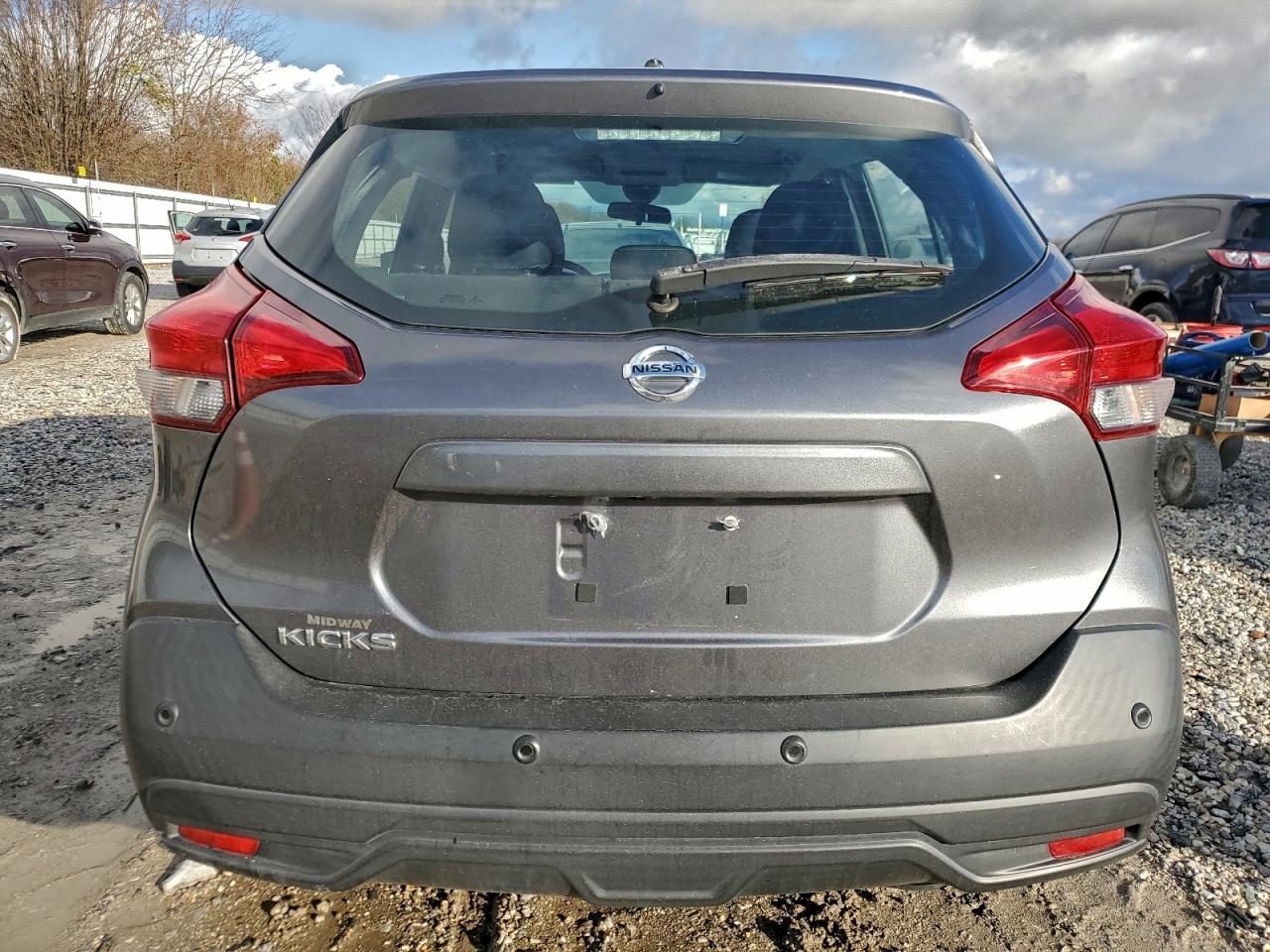 2020 NISSAN KICKS
