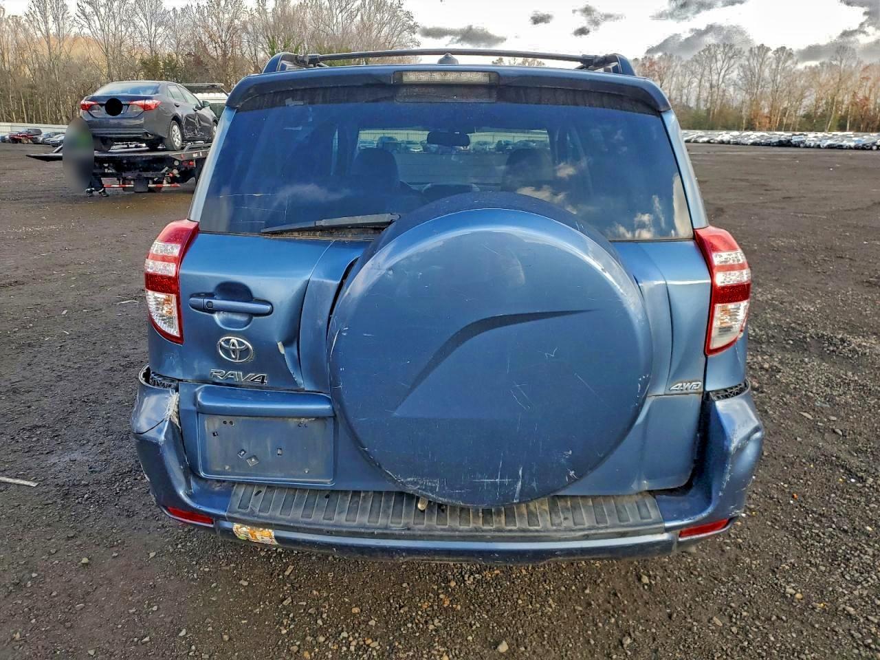 2011 TOYOTA RAV4