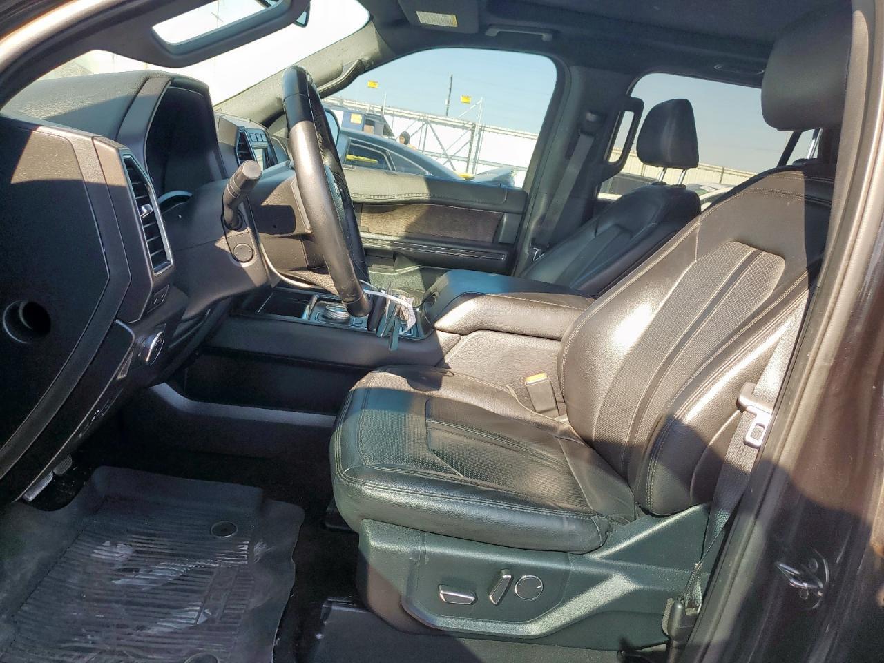 2021 FORD Expedition