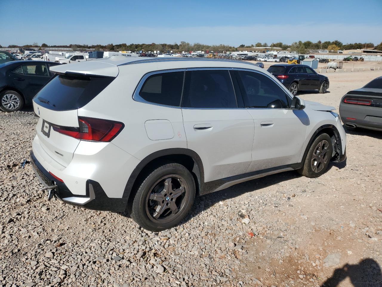 2025 BMW X1