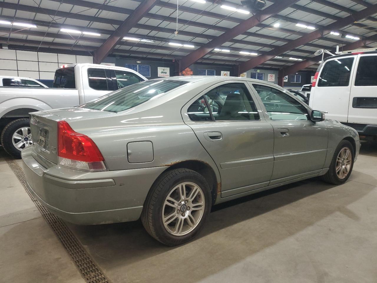 2007 VOLVO S60