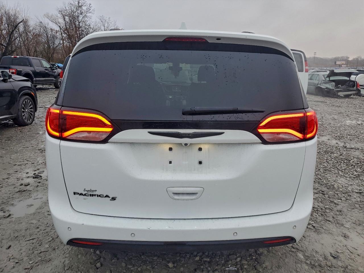 2020 CHRYSLER Pacifica