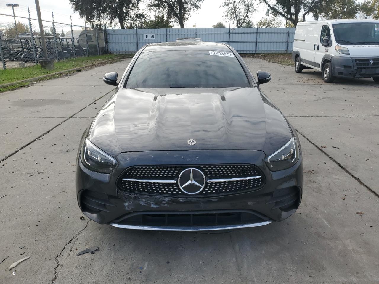 2021 MERCEDES-BENZ E-Class