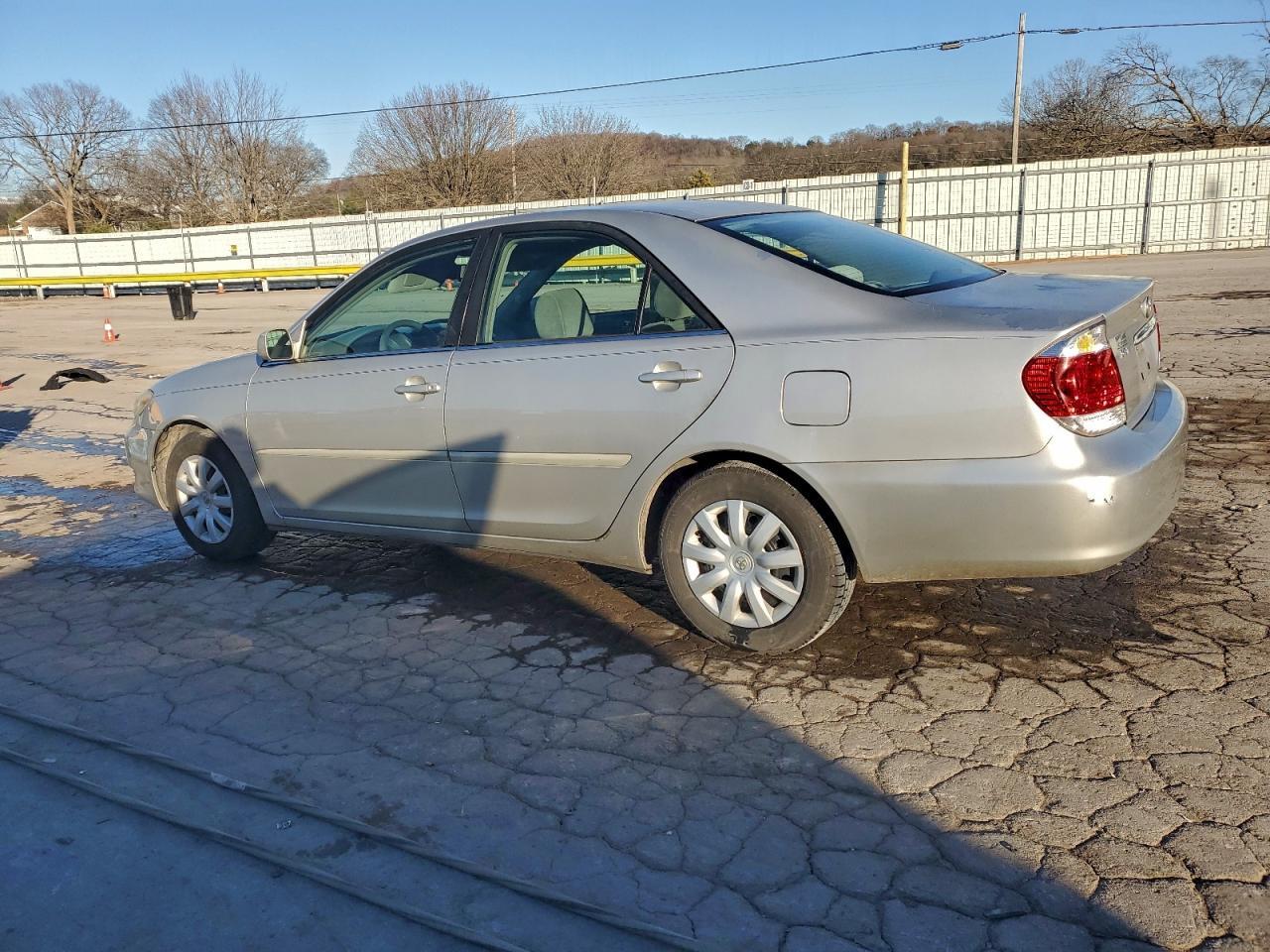 2005 TOYOTA CAMRY