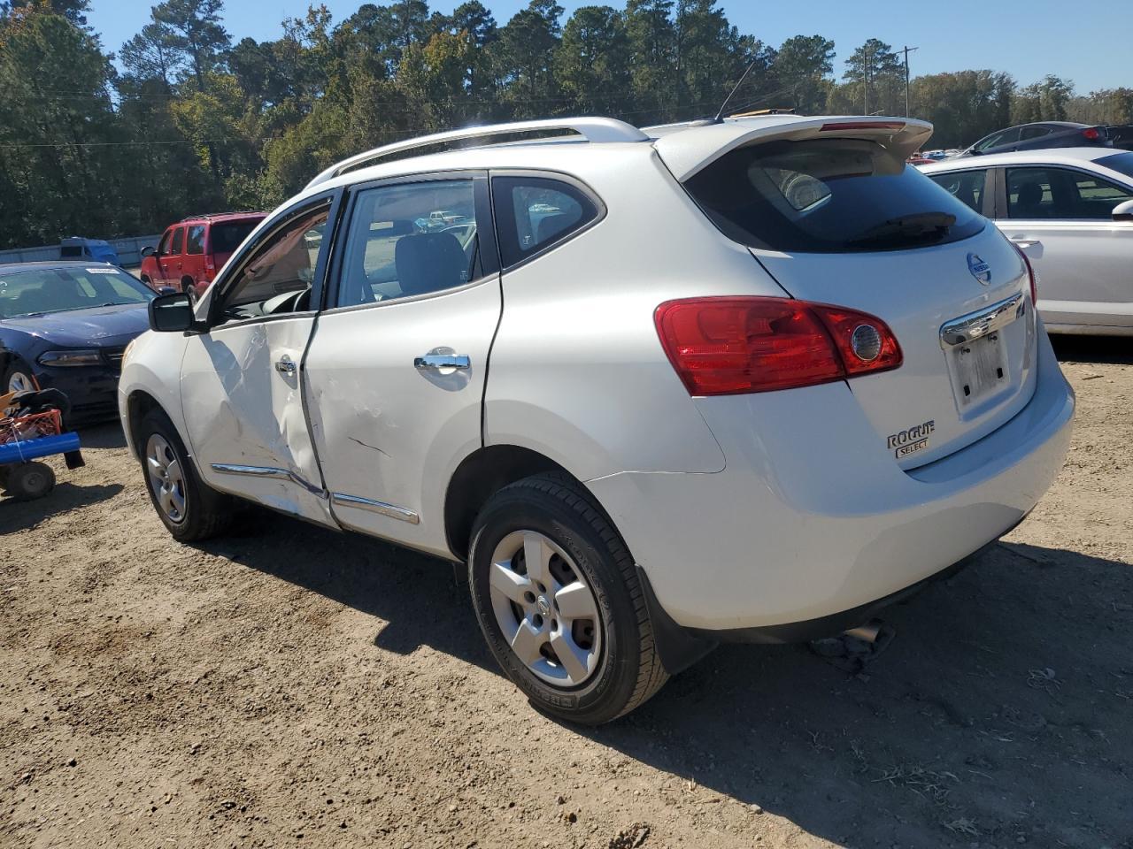 2015 NISSAN ROGUE