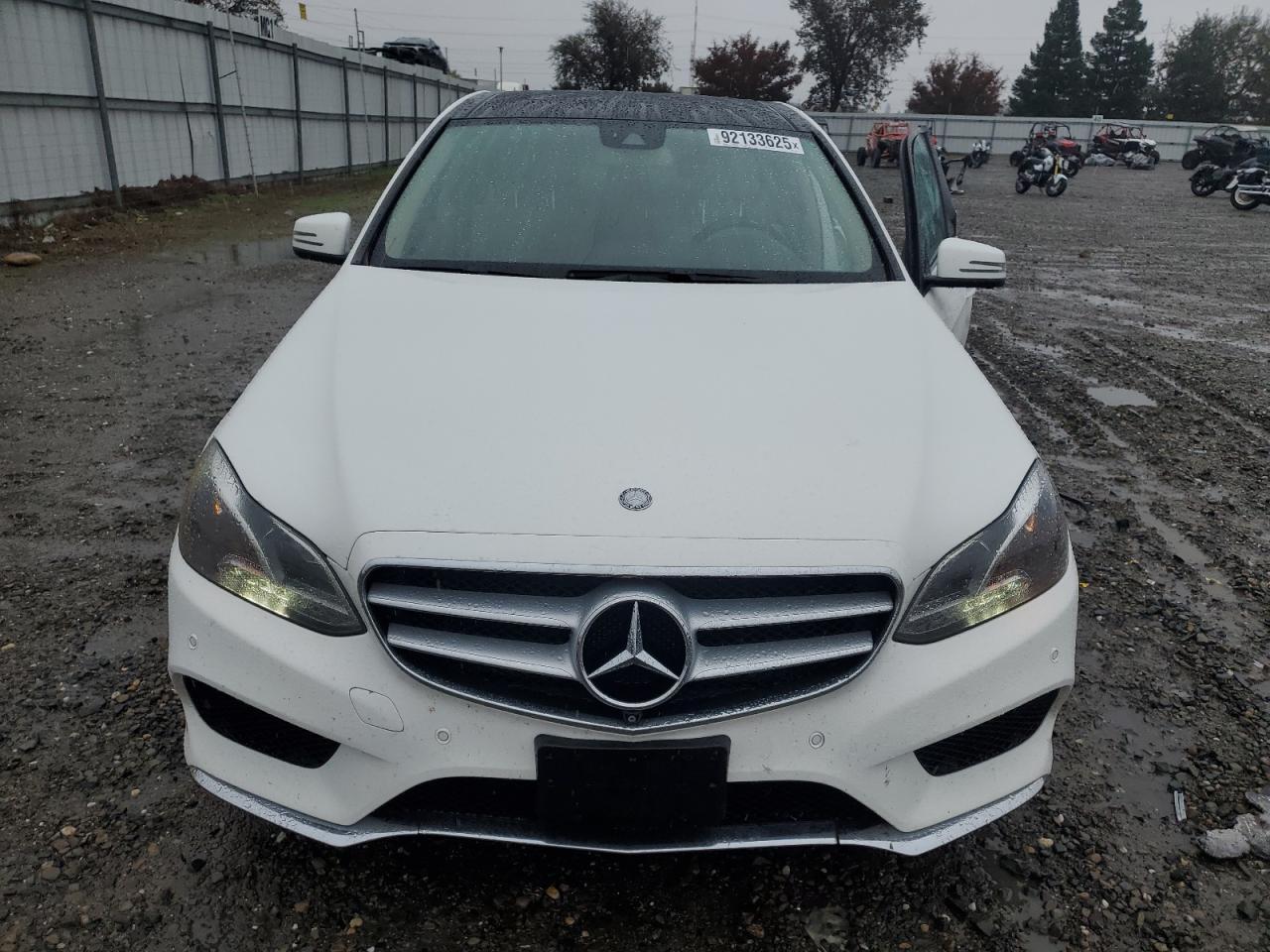 2015 MERCEDES-BENZ E-Class