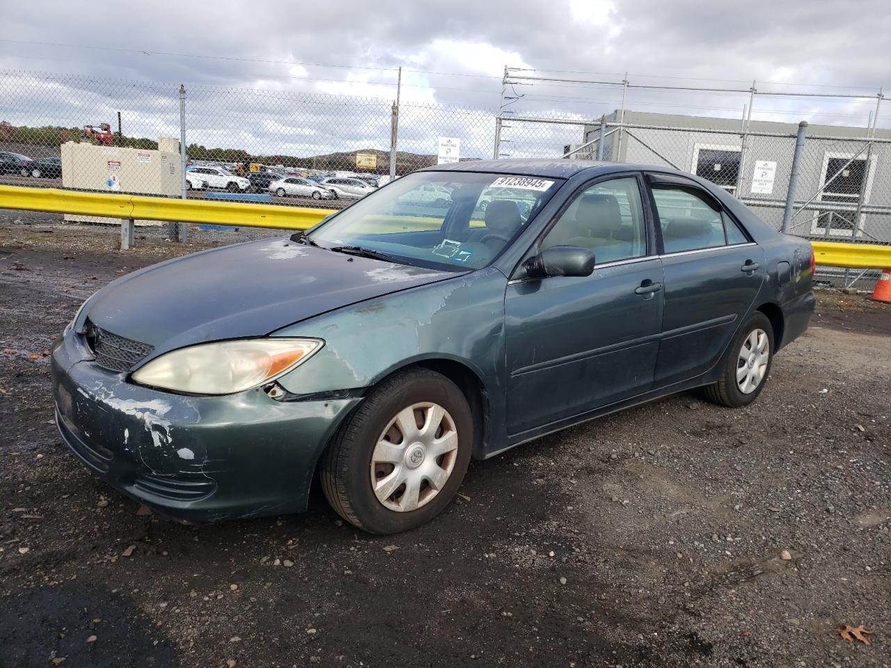 2002 TOYOTA CAMRY