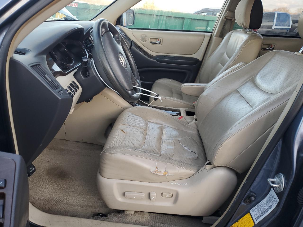 2003 TOYOTA HIGHLANDER