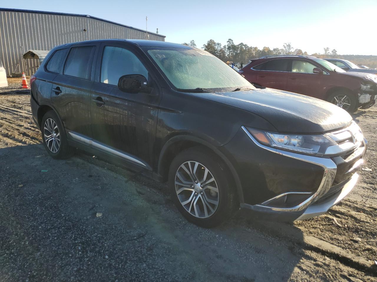 2017 MITSUBISHI outlander