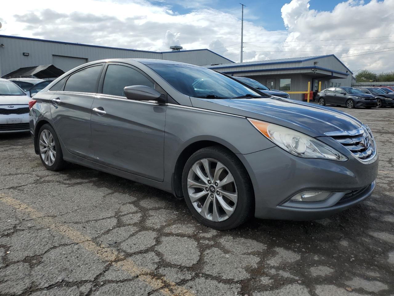 2013 HYUNDAI SONATA