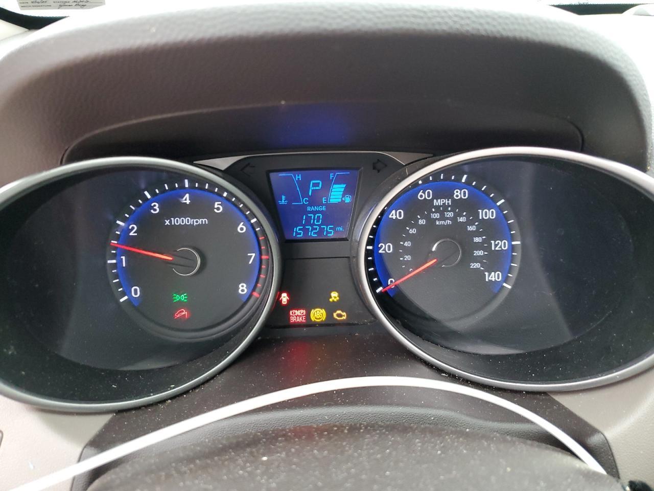 2010 HYUNDAI TUCSON