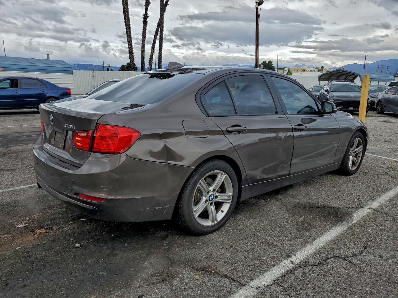 2013 BMW 3 SERIES