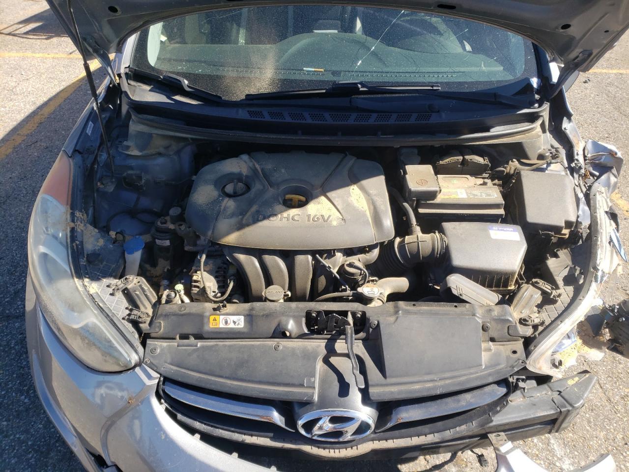 2012 HYUNDAI ELANTRA