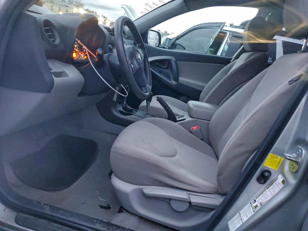 2012 TOYOTA RAV4