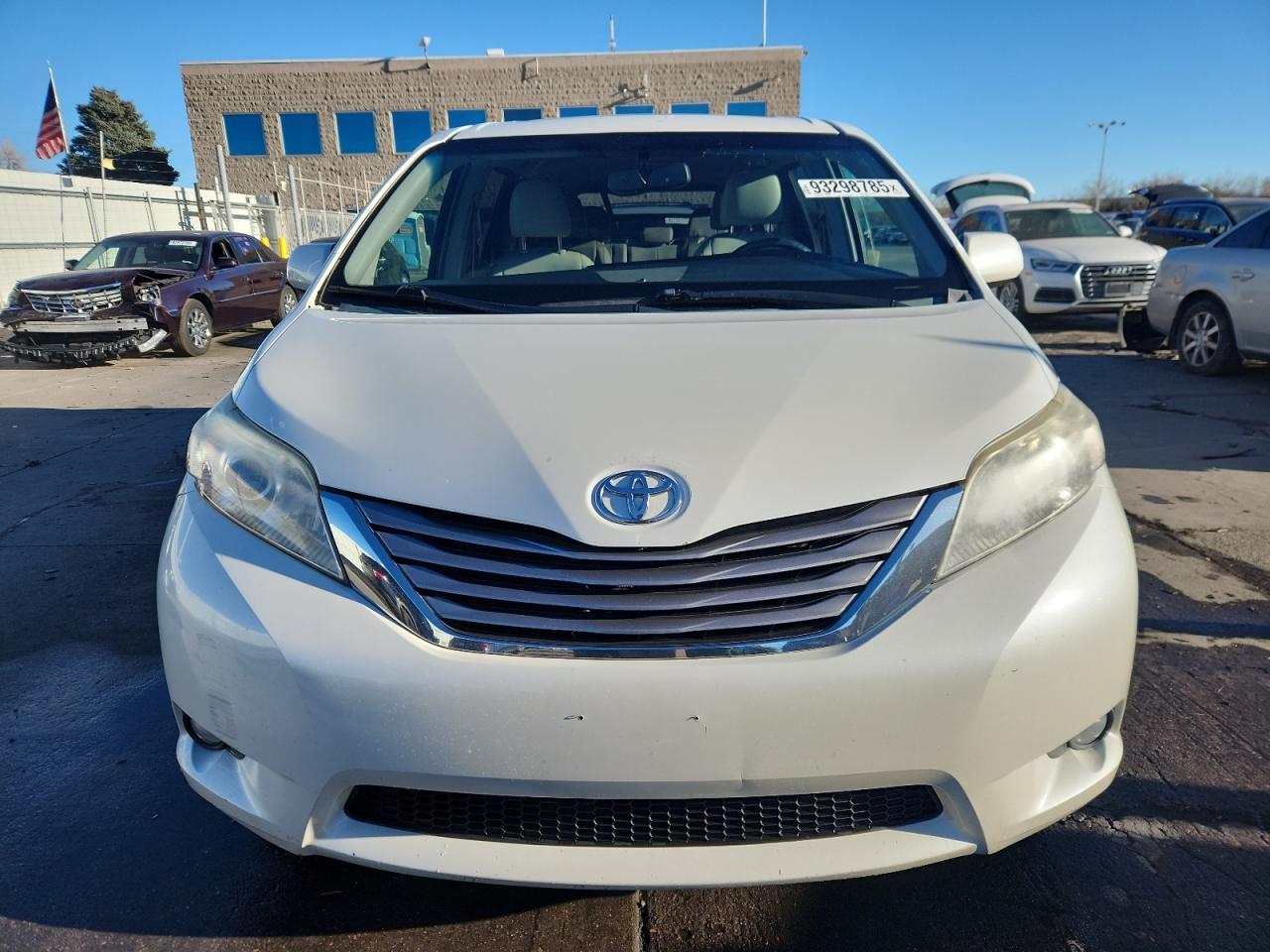 2015 TOYOTA SIENNA