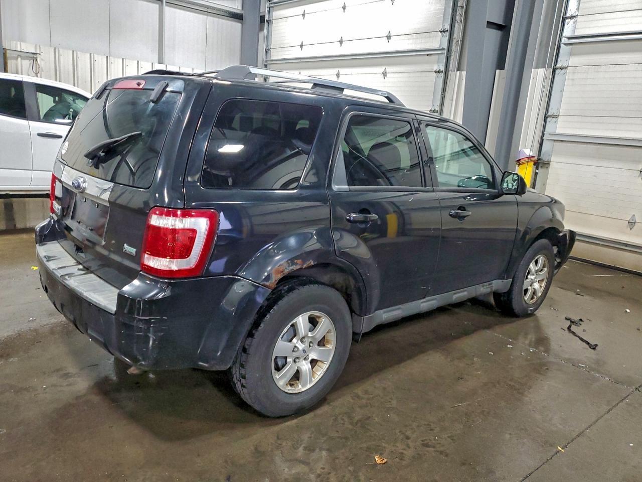 2010 FORD ESCAPE