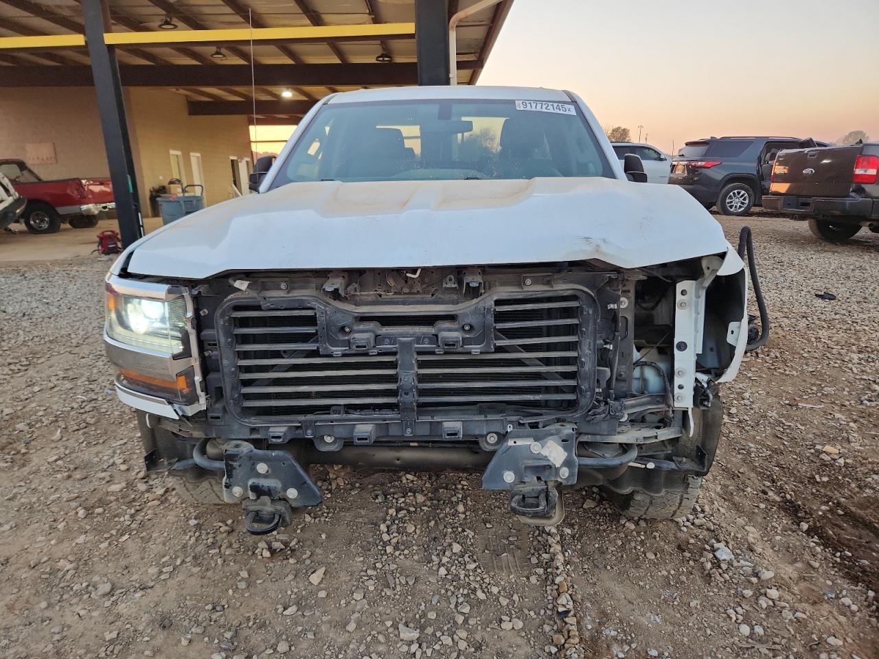 2017 CHEVROLET Silverado