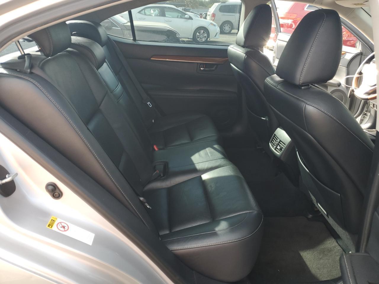 2013 LEXUS ES 300H